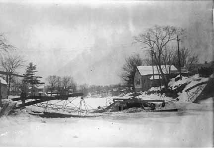 Photo of Collapse of Judd Bridge