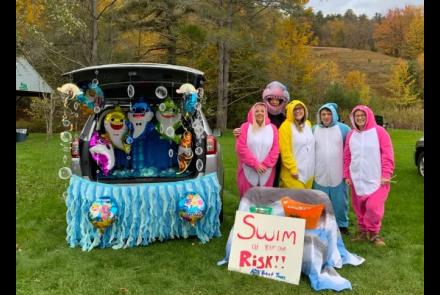 up yonda farm trunk or treat people dressed as sheep for halloween